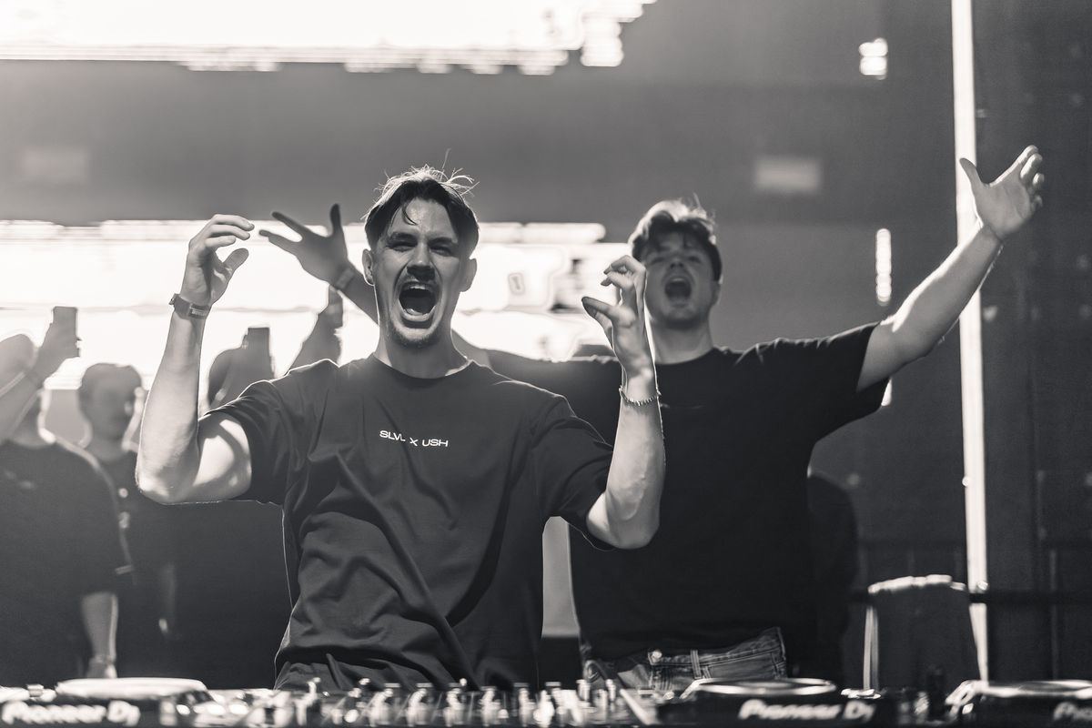 Loading... just a sec